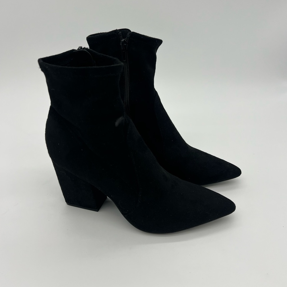 Express Sock Boots Booties Block Heel Solid Black Pointed Toe Faux Suede 7.5
